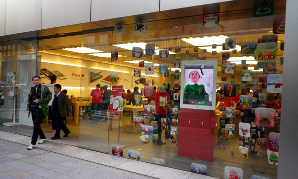 Apple Store,Ginza 2011年クリスマスディスプレイ